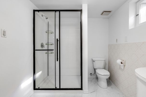 For Lease - 173 Rathburn Road, Toronto, Ontario - Photo 1