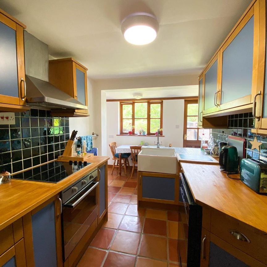 High Street, Toft, Cambridge - Photo 1