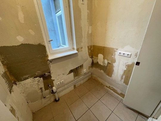 Renovierungsbedürftig, aber viel Raum für Gestaltung - 1-Zimmer Wohnung in Charlottenburg! - Photo 1