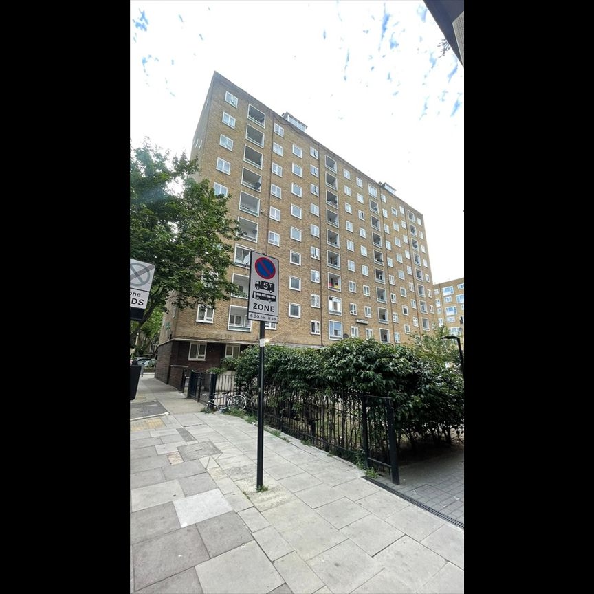 Room in a Shared Flat, Hampstead Road, NW1 - Photo 1