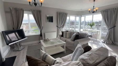 105, Fitzwilliam Quay Apartments, Fitzwilliam Quay, Ringsend, Dublin 4, D04 PX43 - Photo 2