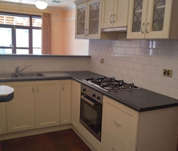 218 Eighth Avenue, Inglewood, WA 6052 - Photo 5