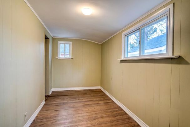 For Lease - 9 Thirty Eighth Street, Toronto, Ontario - Photo 1