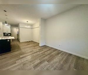 4 Bed 3 Bath Dbl Garage Home Edgemont Edmonton - Photo 2