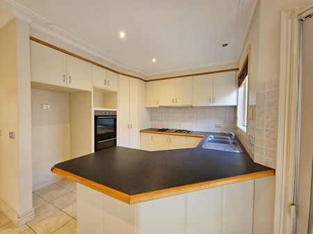 2/212 Cumberland Road, Pascoe Vale VIC 3044 - Townhouse For Rent | Domain - Photo 5