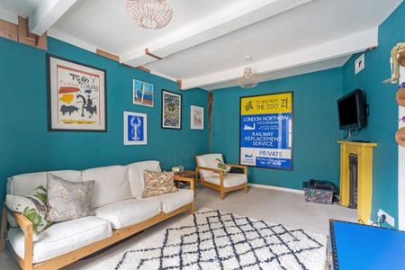 4 bedroom town house to rent - Photo 2