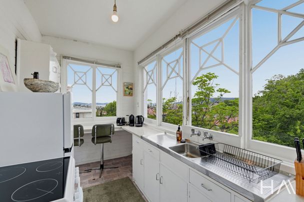 3/2 Rupert Ave, Mount Stuart - Photo 1