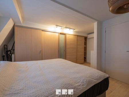 CHARMANTE RIJWONING MET 2 SLAAPKAMERS, VERANDA EN GEZELLIG TUINTJE TE GENK. - Photo 5