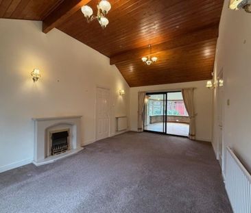 3 bedroom detached bungalow to rent - Photo 1