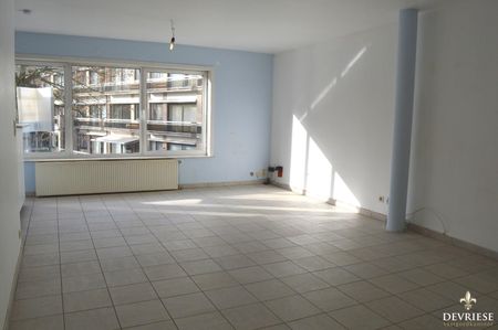 Verzorgd 1slaapkamerappartement in hartje Kortrijk - Foto 2