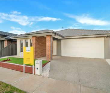 Stylish and Spacious Dream Home - Photo 6