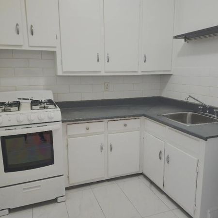 1 CH - 1 SDB - Montréal - $1,350 /mo - Photo 3