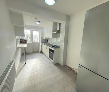 1 bed semi-detached house to rent in Headstone Drive, Harrow, HA1 - Photo 4