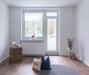 Familienfreundliche 3-Raum-Wohnung mit Balkon - Foto 2