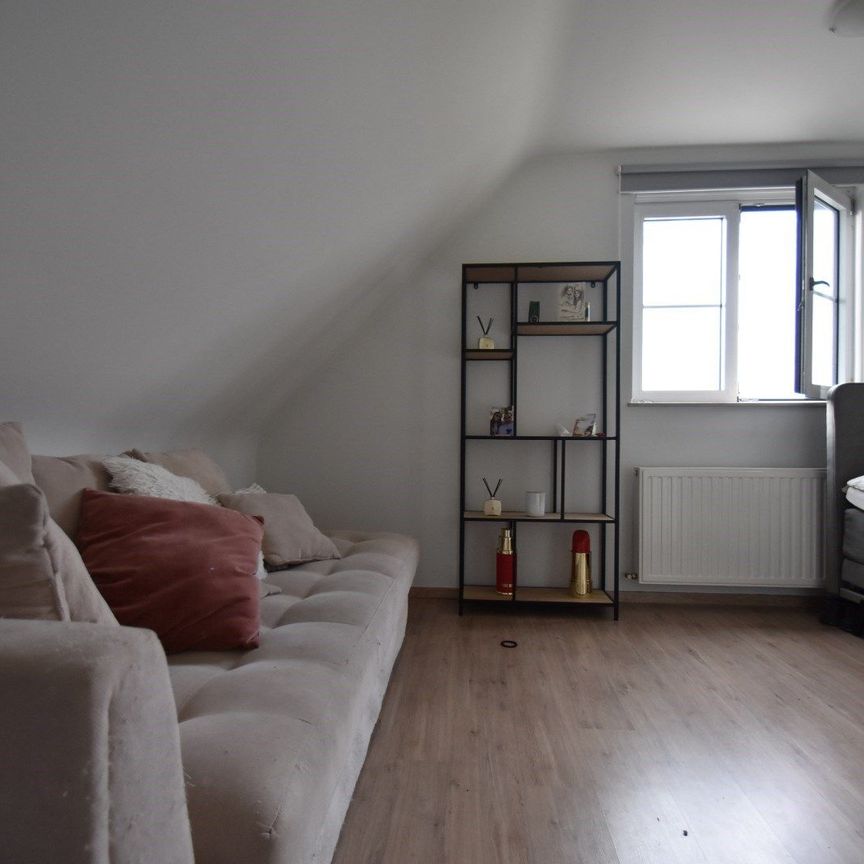 Ruim en luchtig Duplex appartement - 130 m² - met 3 slpk, bureauruimte, 2 terrassen en garage te Munsterbilzen - Photo 1