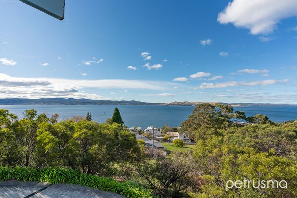 3 Tew Terrace - Photo 1