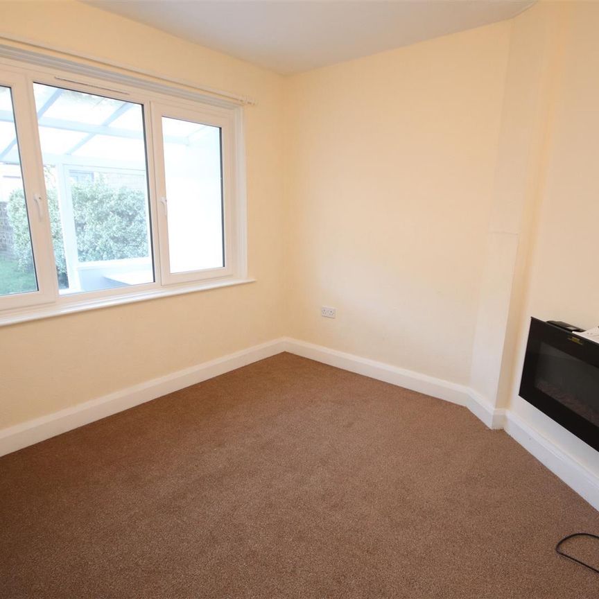 3 bedroom Terraced House to let - Photo 1