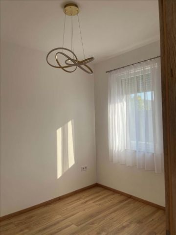 Kiadó újszerű állapotú lakás - Pápa - Fotó 4