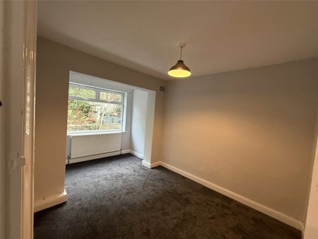 Park Terrace, Stump Cross, West Yorkshire, HX3 - Photo 2