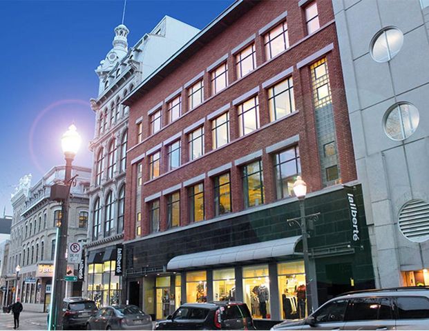 Loft Avec Mezzanine - 570 Charest Est, Quebec - Photo 1
