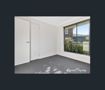 Three Bedroom Unit in Oakdowns - Photo 4