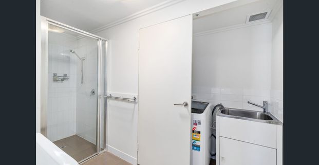 WEST PERTH 2X2 APARTMENT FOR LEASE - Photo 1