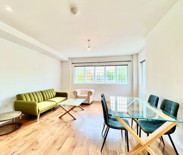 1 Bed Flat, Bermondsey Wall East, SE16 - Photo 1