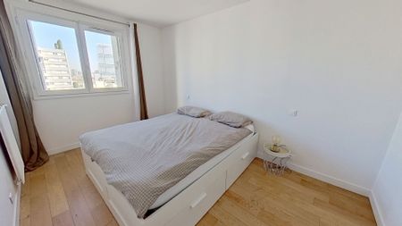 Location Appartement 4 pièces 87m² - Photo 2