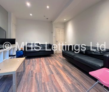 6 Bedroom Mid Terraced House for rent in Bennett Road - Photo 4
