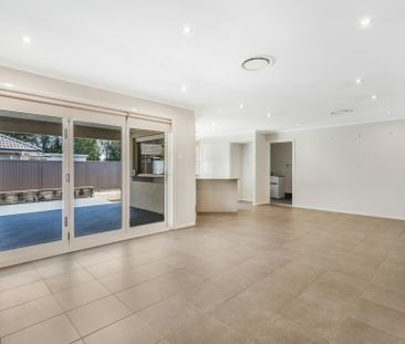 Extra Spacious Modern Family Home - Photo 1
