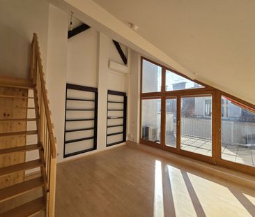 Atelierartige Dachgeschoss - Loftwohnung mit Terrasse - Photo 5