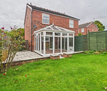 Semi-detached house to rent on - Photo 5