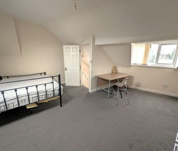 3 Bed Flat, Handsworth, B19 - Photo 3