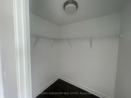 For Lease - 681 Yonge Street Unit# 316, Barrie, Ontario - Photo 3