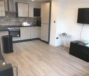 3 Damside Road, Huddersfield, HD4 - Photo 3