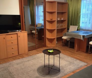 Akademia Medyczna i Wydział Fizyki Stara Ochota - Zdjęcie 6