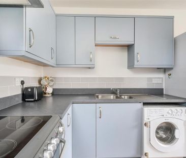 2 bedroom terraced house to rent - Photo 6
