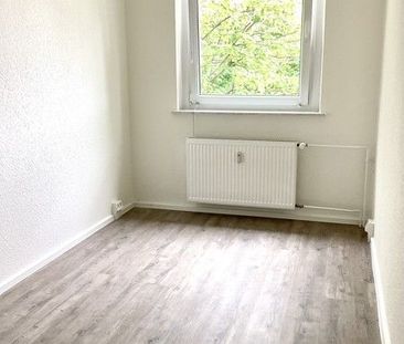 Kleine Familien aufgepasst: Hier ist ihre 3-Zimmer-Wohnung mit Balkon! - Foto 1