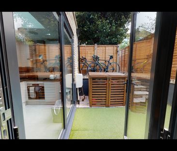 1 Bed Detached House, Himley Road, SW17 - Photo 3
