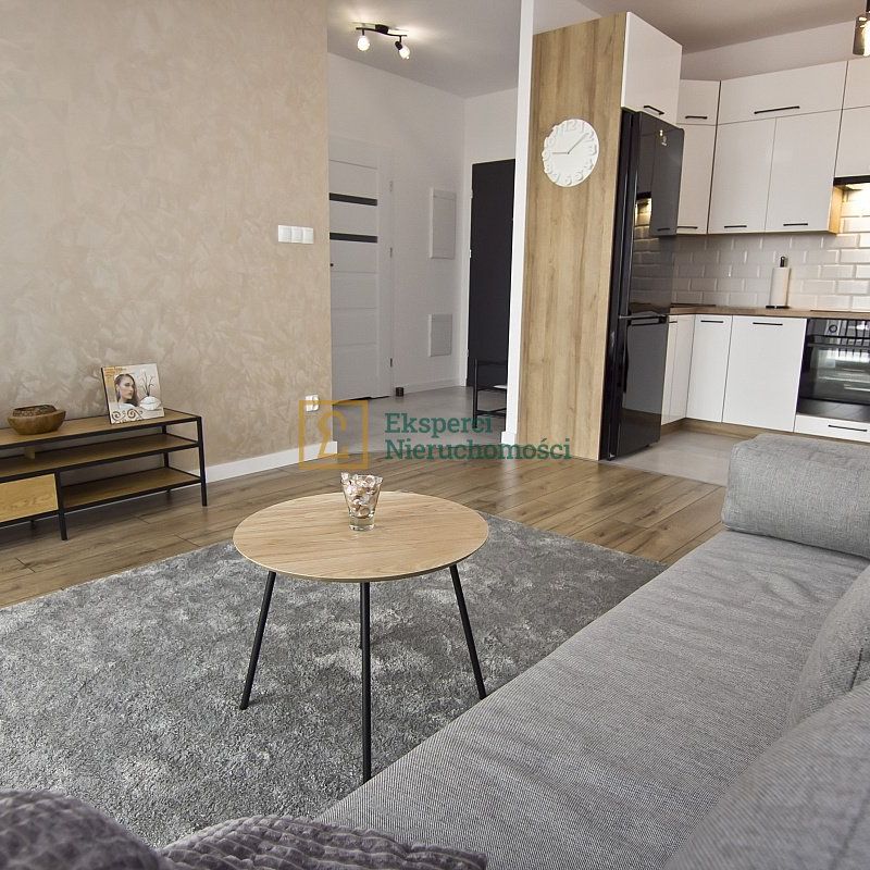 Umeblowane, 2 pokoje, miejsce parkingowe, balkon ! - Photo 1