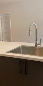 5 1/2 à louer St-Hyacinthe Occupation immédiate - Condo / Appartement / Logement - Photo 3