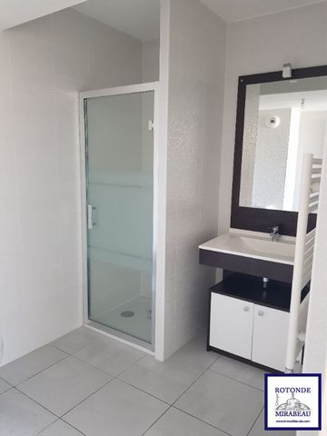 Location Appartement 2 pièces 33m² - Photo 2