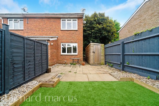 Ruxley Mews, Epsom - Photo 1