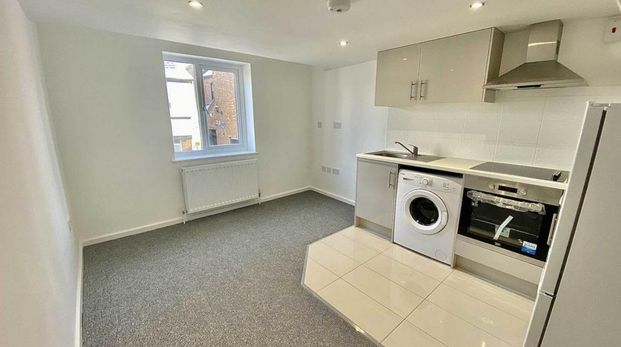 1 bedroom flat to rent - Photo 1