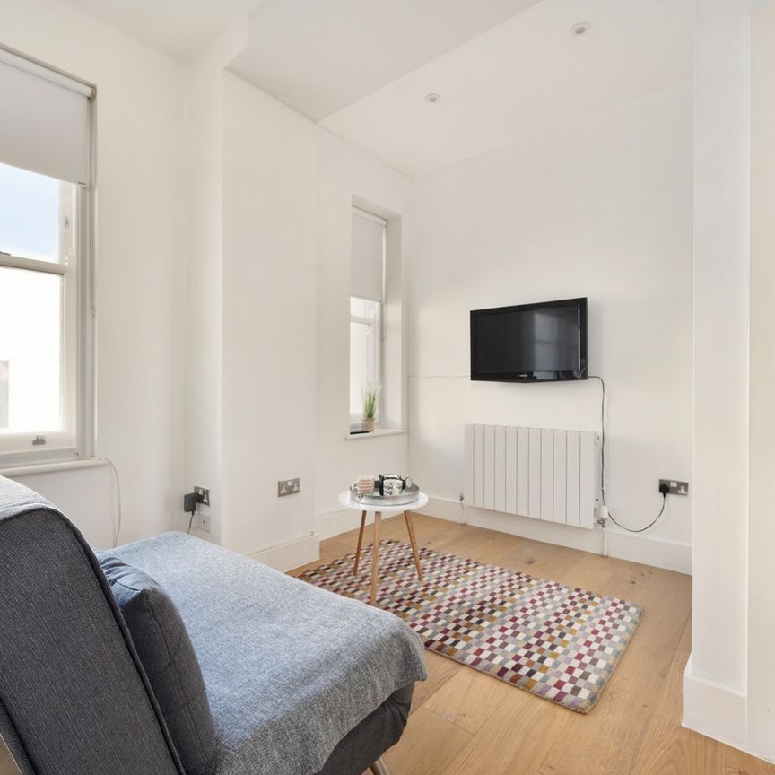 Room in a Shared Flat, Clarence Square, BN1 - Photo 1