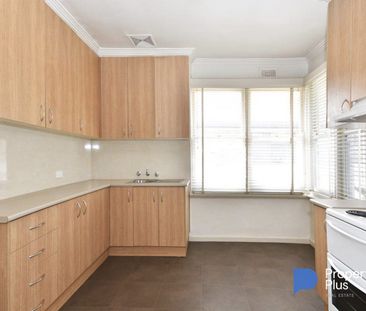 462 High Street, Golden Square, Vic 3555 - Photo 3