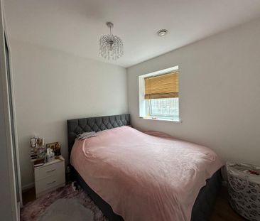 3 bedroom terraced house to rent - Photo 4