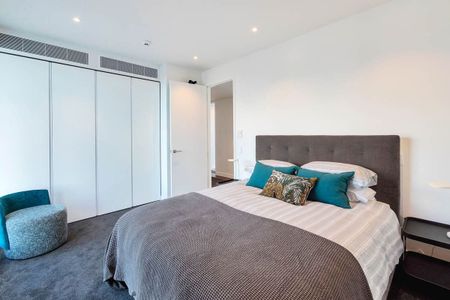 Uninterrupted Water Views + Prime Penthouse Position - Photo 2