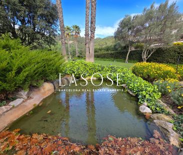 264m² Triplex to rent in Sarrià, Barcelona with terrace - Photo 1