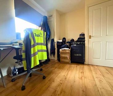 Tumbler Grove, Wolverhampton, WV10 - Photo 5